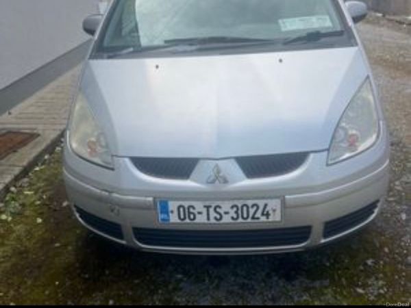Mitsubishi Colt Hatchback, Petrol, 2006, Silver