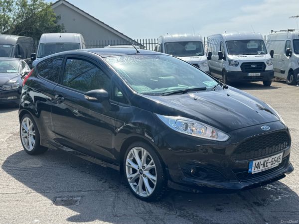 Ford Fiesta Hatchback, Petrol, 2014, Black