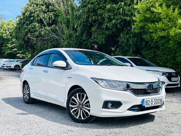 Honda Grace Saloon, Petrol Hybrid, 2018, White