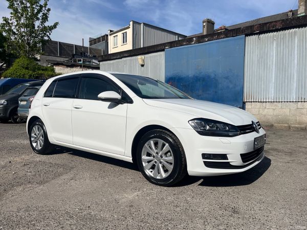 Volkswagen Golf Hatchback, Petrol, 2015, White