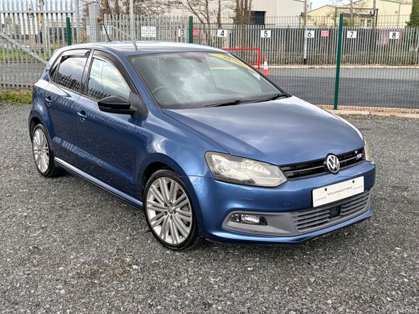 Volkswagen Polo Hatchback, Petrol, 2016, Blue