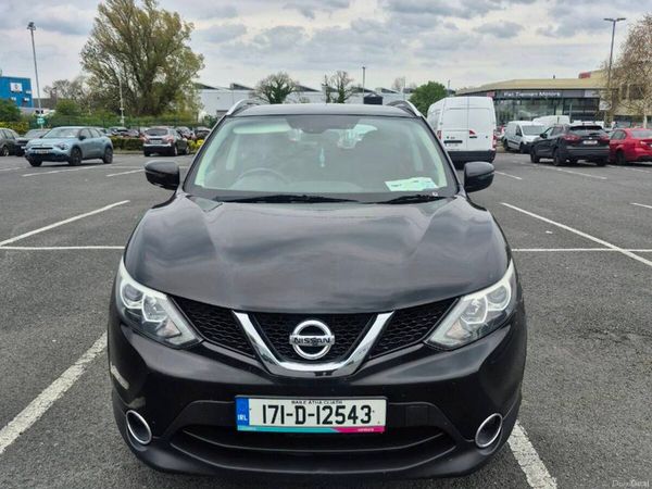 Nissan Qashqai SUV, Petrol, 2017, Black