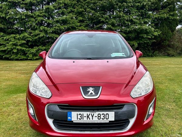Peugeot 308 MPV, Diesel, 2013, Red