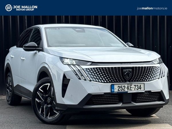 Peugeot 3008 MPV, Petrol, 2025, White