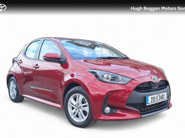 Toyota Yaris Hatchback, Petrol Hybrid, 2021, Red
