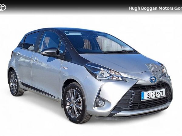 Toyota Yaris Hatchback, Petrol Hybrid, 2020, Silver