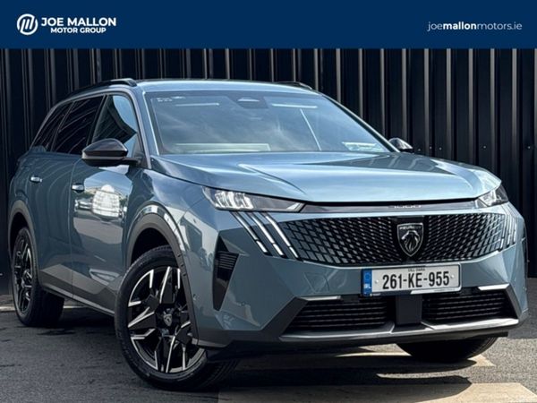 Peugeot 5008 MPV, Petrol, 2026, Blue
