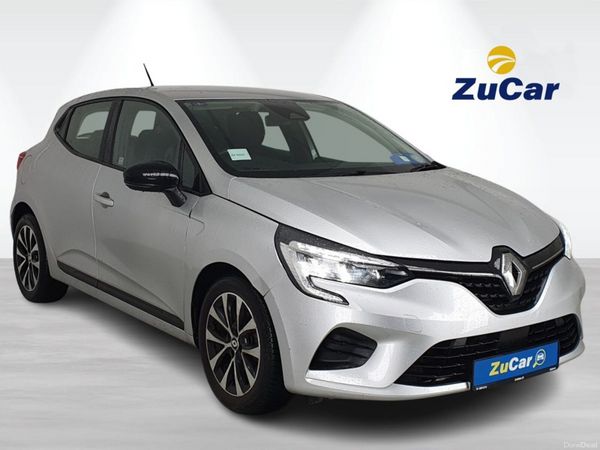 Renault Clio Hatchback, Petrol, 2023, Grey