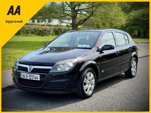 Opel Astra Hatchback, Petrol, 2006, Black