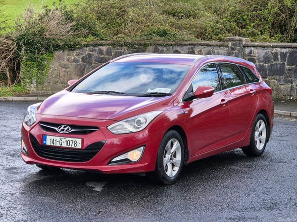Hyundai i40 Estate/Jeep, Diesel, 2014, Red