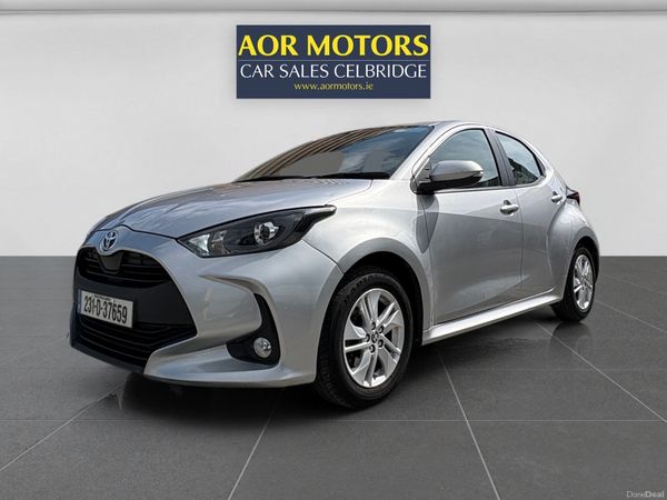 Toyota Yaris Hatchback, Petrol Hybrid, 2023, Grey