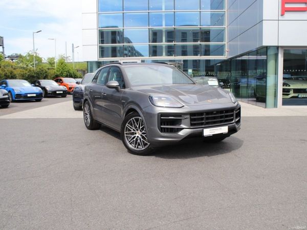 Porsche Cayenne SUV, Petrol Plug-in Hybrid, 2026, 