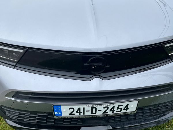 Opel Mokka SUV, Petrol, 2024, Grey