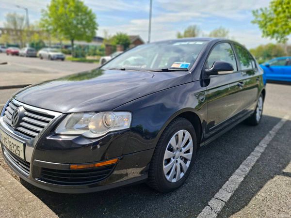 Volkswagen Passat Saloon, Diesel, 2010, Black