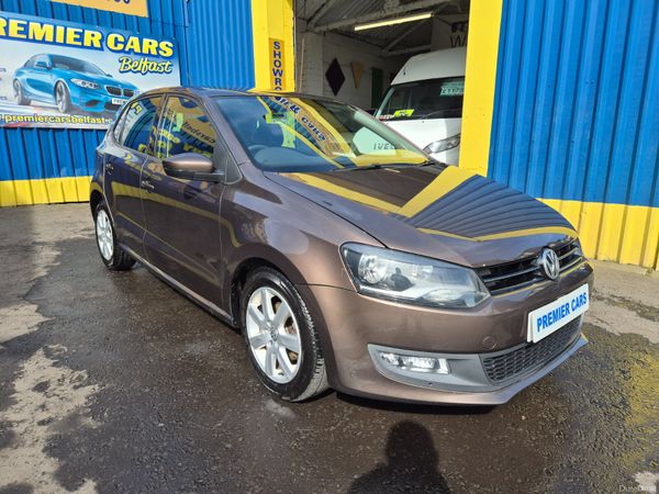 Volkswagen Polo Hatchback, Petrol, 2013, Brown