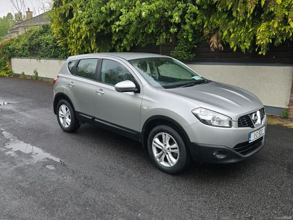 Nissan Qashqai Hatchback, Diesel, 2011, Silver
