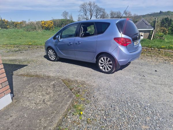 Opel Meriva Hatchback, Petrol, 2014, Blue