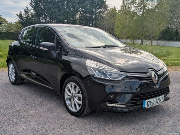 Renault Clio Hatchback, Petrol, 2017, Black