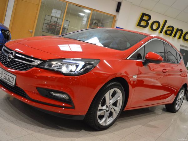 Opel Astra Hatchback, Petrol, 2017, Red