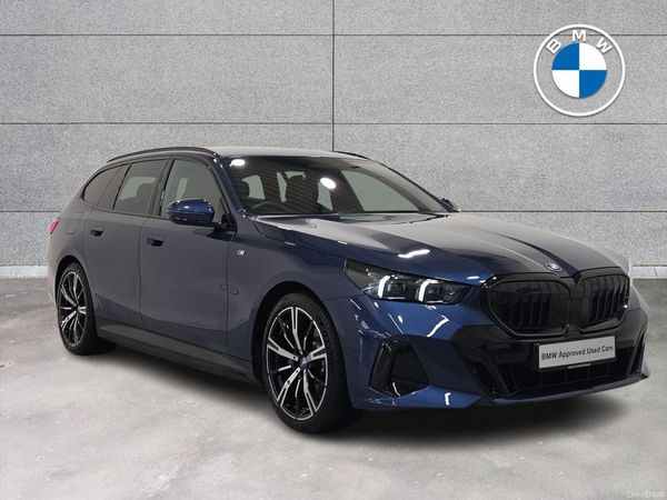 BMW 5-Series Estate, Petrol Plug-in Hybrid, 2025, Blue