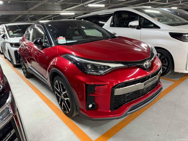 Toyota C-HR SUV, Petrol Hybrid, 2020, Red