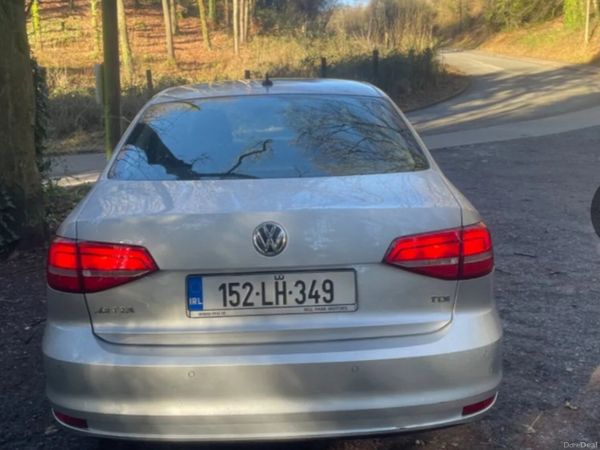 Volkswagen Jetta Saloon, Diesel, 2015, Silver