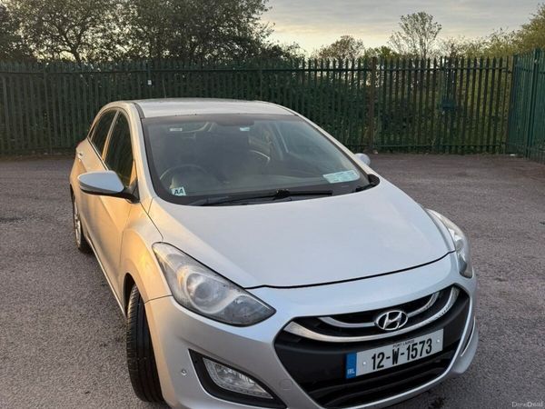 Hyundai i30 Hatchback, Diesel, 2012, Silver