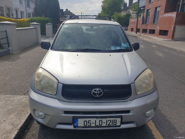 Toyota RAV4 SUV, Petrol, 2005, Silver