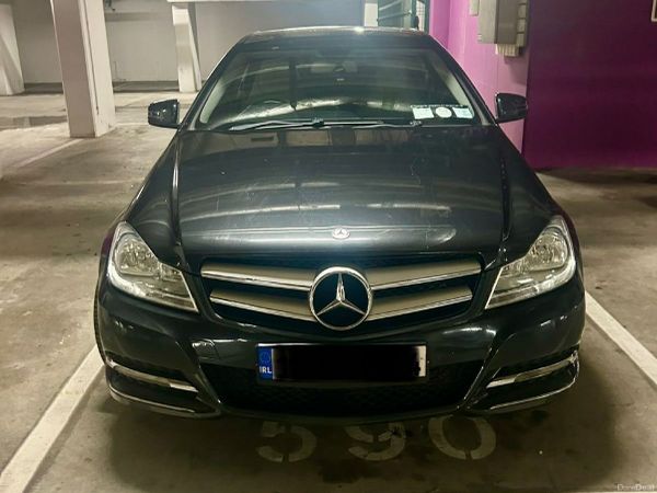 Mercedes-Benz C-Class Coupe, Diesel, 2011, Black