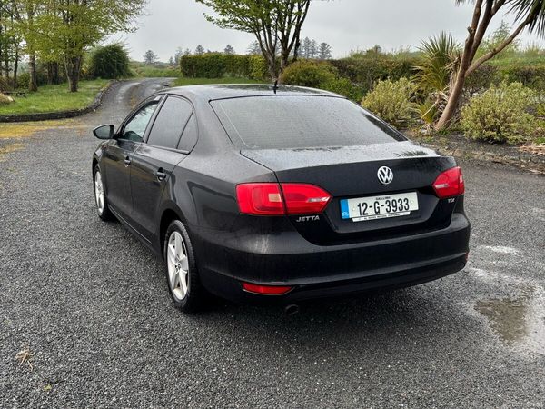 Volkswagen Jetta Saloon, Diesel, 2012, Black