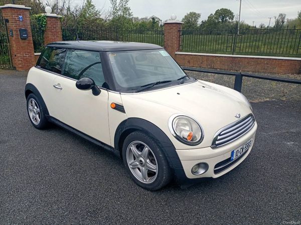 Mini Cooper Hatchback, Diesel, 2010, White