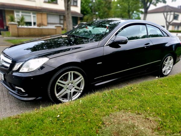 Mercedes-Benz E-Class Coupe, Diesel, 2009, Black