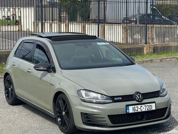 Volkswagen Golf Hatchback, Diesel, 2016, White