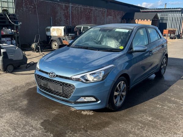 Hyundai i20 Hatchback, Petrol, 2015, Blue
