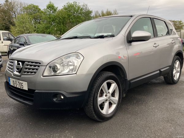 Nissan Qashqai Hatchback, Diesel, 2010, Silver