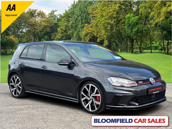 Volkswagen Golf Hatchback, Petrol, 2016, Grey