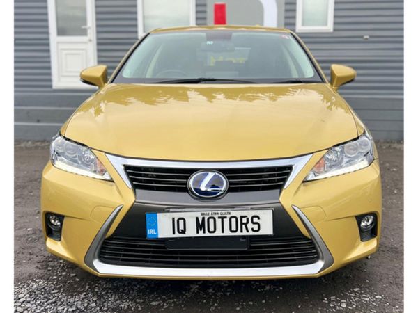 Lexus CT Hatchback, Petrol, 2015, Gold
