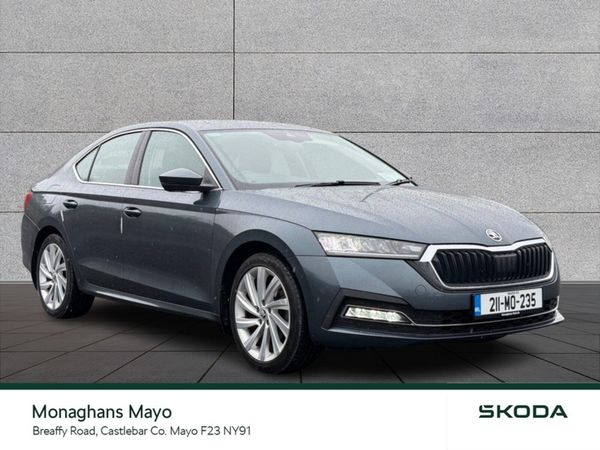 Skoda Octavia Saloon, Diesel, 2021, Grey