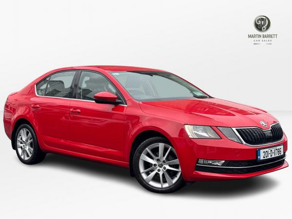 Skoda Octavia Hatchback, Diesel, 2020, Red