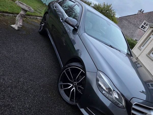Mercedes-Benz E-Class Saloon, Diesel, 2014, Grey