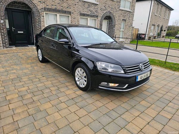 Volkswagen Passat Saloon, Diesel, 2014, Black