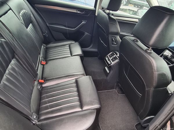 Skoda Superb Saloon, Diesel, 2023, Black