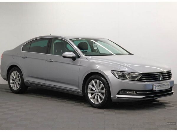 Volkswagen Passat Saloon, Diesel, 2018, Silver