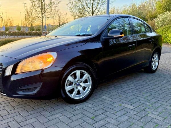 Volvo S60 Saloon, Diesel, 2012, Black