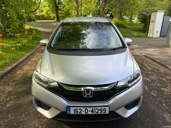 Honda Fit Hatchback, Hybrid, 2016, Silver