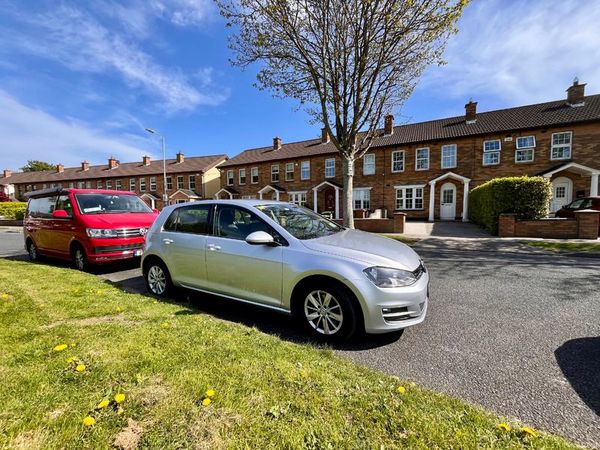 Volkswagen Golf Hatchback, Petrol, 2013, Silver