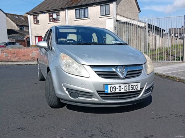 Vauxhall Corsa Hatchback, Diesel, 2009, Silver