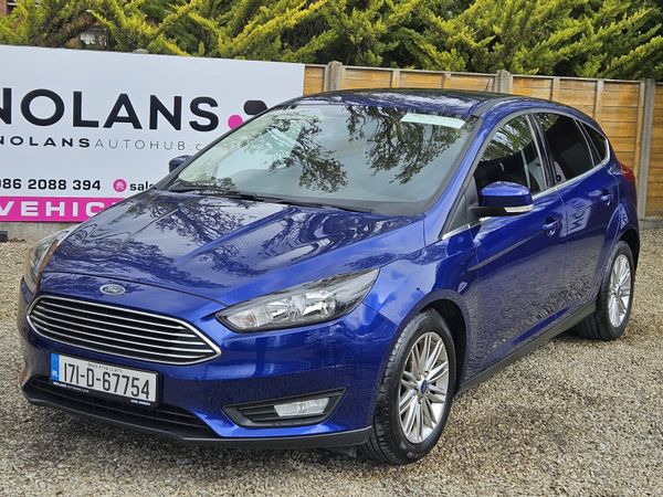Ford Focus Hatchback, Petrol, 2017, Blue