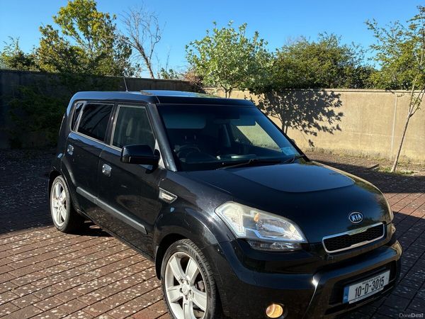 Kia Soul Hatchback, Diesel, 2010, Black