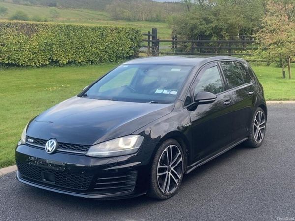 Volkswagen Golf Hatchback, Diesel, 2013, Black